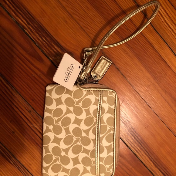 Coach Handbags - Coach wristlet. Brand new never used Coach Handbags - Coach wristlet. Brand new never used
